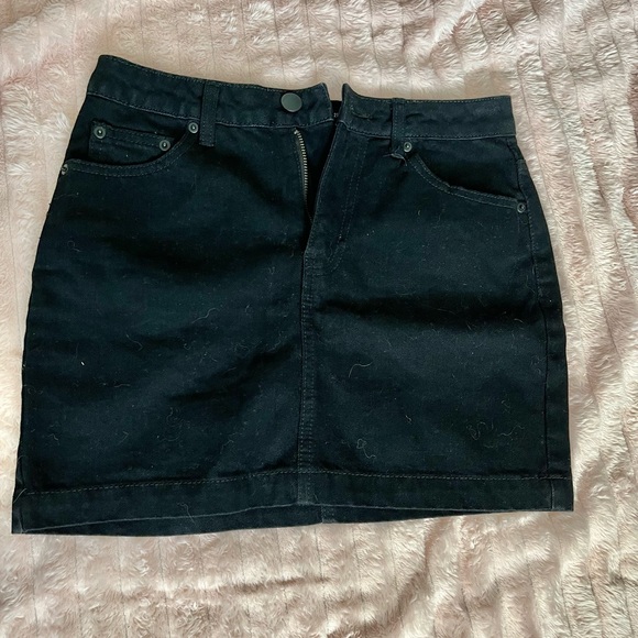 BLACK JEAN SKIRT! - Picture 1 of 3